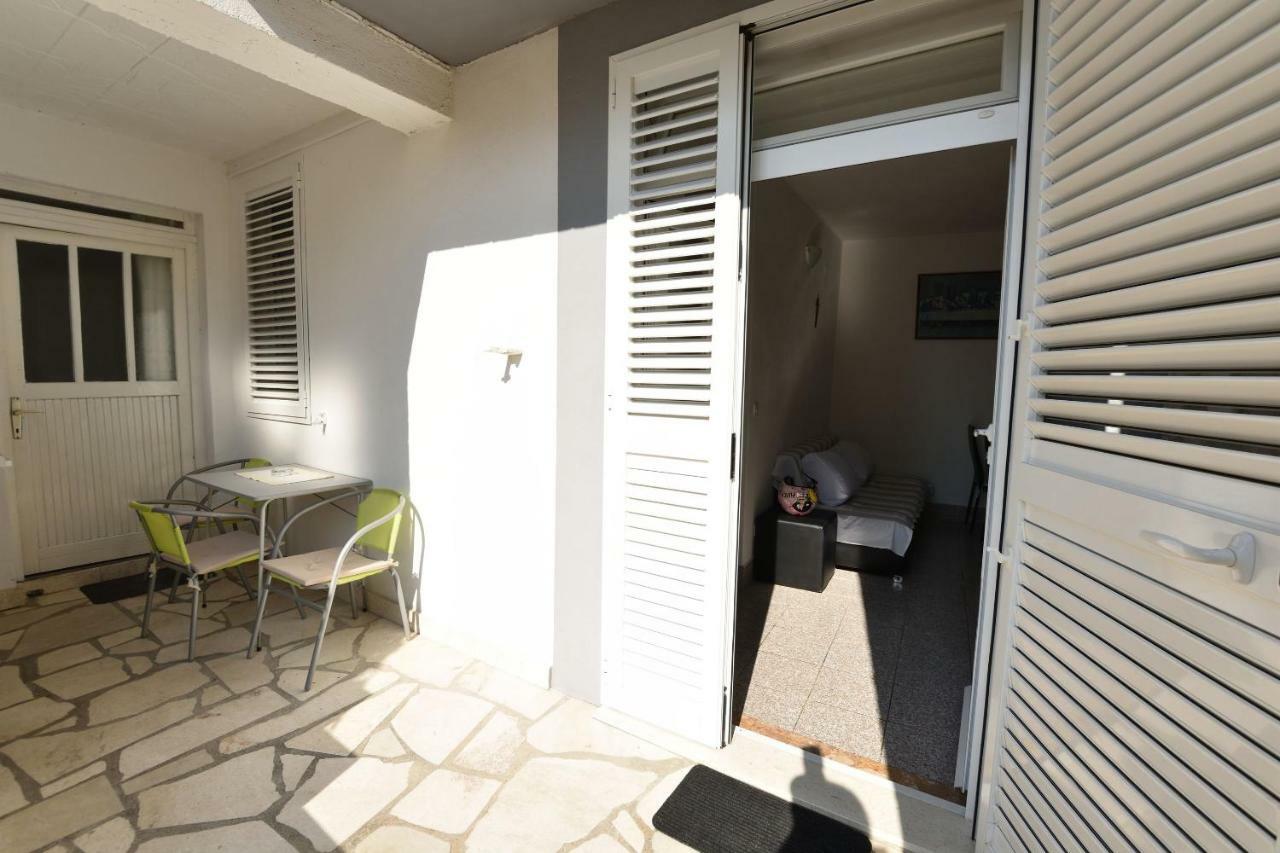 Apartment Milka Primošten Exteriér fotografie